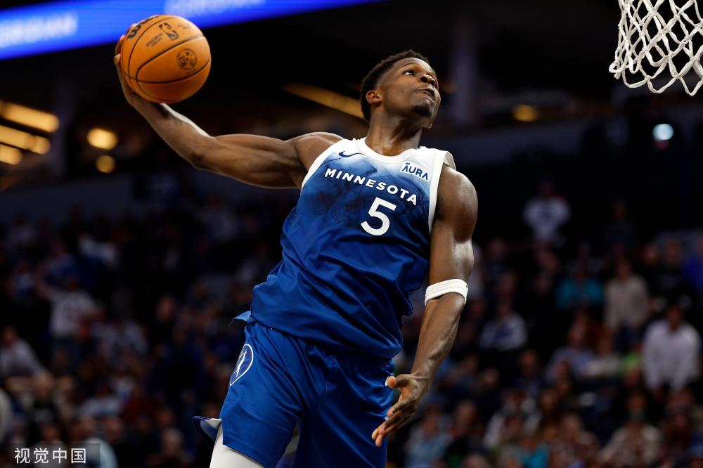 了进攻端的 了进攻端的