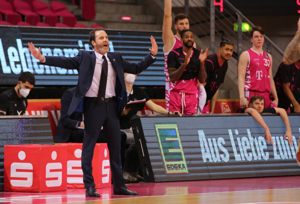 客场以3 客场以3